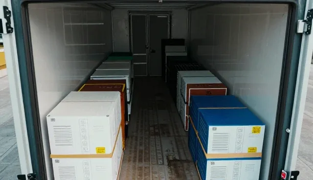 网络工程在数据反馈场景中的性能表现与适用条件分析